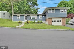 636 Snyder St, Pottsville, PA 17901 - Photo 4