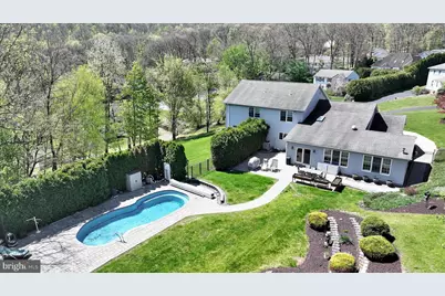 404 Concord Green, Pottsville, PA 17901 - Photo 2