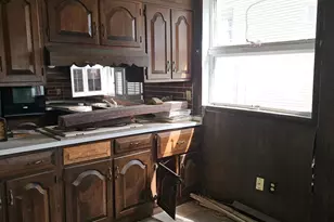 438 E Mahanoy St, Mahanoy City, PA 17948 - Photo 6