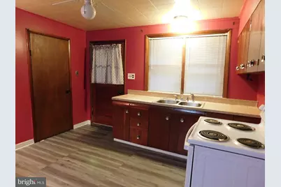 38 N 8th Street, Mahanoy City, PA 17948 - Photo 6