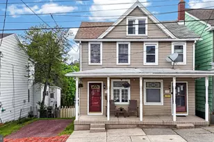 347 E Union St, Tamaqua, PA 18252 - Photo 2