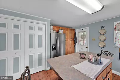 320 E Bacon Street, Pottsville, PA 17901 - Photo 16