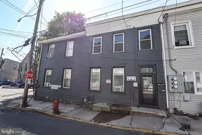 403 W Arch Street, Pottsville, PA 17901 - Photo 2