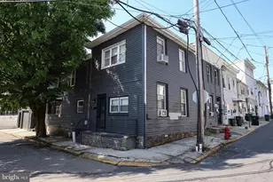 403 W Arch St, Pottsville, PA 17901 - Photo 1