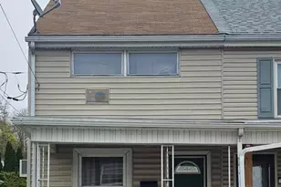 23 N Broad Mountain Ave, Frackville, PA 17931 - Photo 2