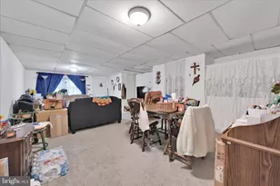 1588 W Market St, Pottsville, PA 17901 - Photo 14