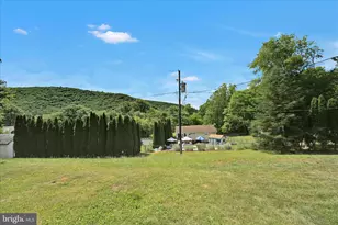 89 Deerfield Dr, Pottsville, PA 17901 - Photo 40