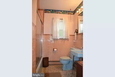 1825 S 2nd Avenue, Pottsville, PA 17901 - Photo 18