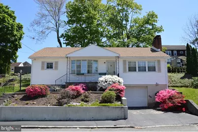 1825 S 2nd Avenue, Pottsville, PA 17901 - Photo 1