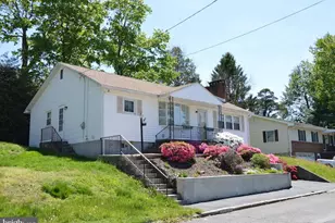 1825 S 2nd Ave, Pottsville, PA 17901 - Photo 2