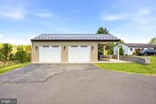 706 S Shawnee Dr, Auburn, PA 17922 - Photo 14