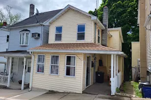 250 Van Gelder St, Tamaqua, PA 18252 - Photo 2