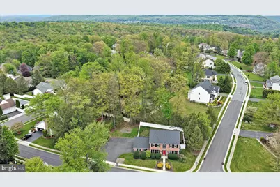 25 Tall Oaks Drive, Pottsville, PA 17901 - Photo 2