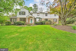 1621 Howard Ave, Pottsville, PA 17901 - Photo 2