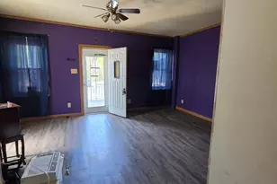 130 E Bacon St, Pottsville, PA 17901 - Photo 1