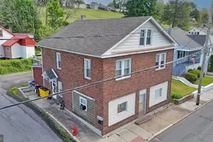 549 W Columbia St, Schuylkill Haven, PA 17972 - Photo 2