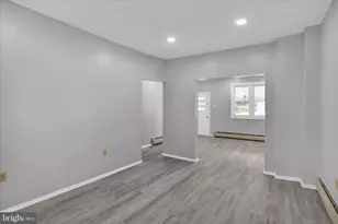 704 Laurel Blvd, Pottsville, PA 17901 - Photo 8