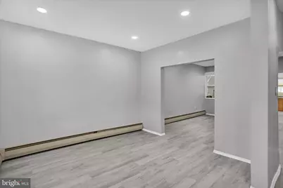 704 Laurel Boulevard, Pottsville, PA 17901 - Photo 6