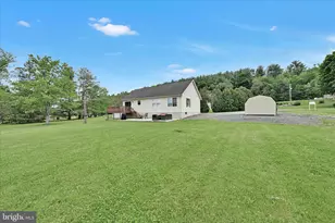 754 Rear W Market St, Orwigsburg, PA 17961 - Photo 34