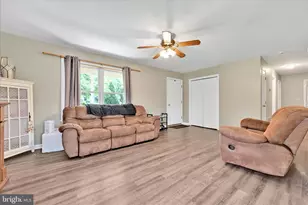 754 Rear W Market St, Orwigsburg, PA 17961 - Photo 8