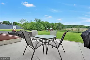 754 Rear W Market St, Orwigsburg, PA 17961 - Photo 28