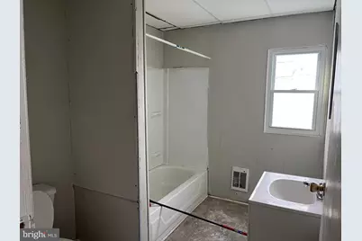 225 W Centre Street, Shenandoah, PA 17976 - Photo 6