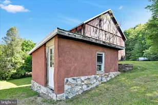 29 Rock Rd, Pine Grove, PA 17963 - Photo 16
