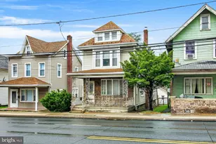 24 Center Ave, Schuylkill Haven, PA 17972 - Photo 2