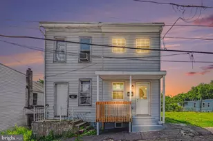 617 N 7th St, Pottsville, PA 17901 - Photo 2