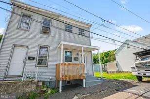 617 N 7th St, Pottsville, PA 17901 - Photo 4