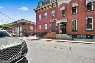 201 N 2nd St, Pottsville, PA 17901 - Photo 6