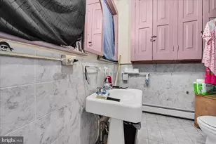 201 N 2nd St, Pottsville, PA 17901 - Photo 18