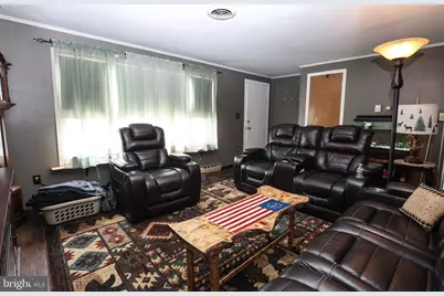223 E Bacon Street, Pottsville, PA 17901 - Photo 8