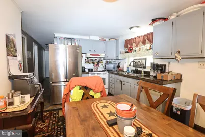 223 E Bacon Street, Pottsville, PA 17901 - Photo 10