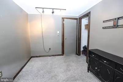 223 E Bacon Street, Pottsville, PA 17901 - Photo 12