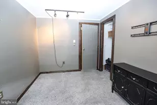 223 E Bacon St, Pottsville, PA 17901 - Photo 12