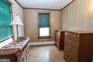 320 W New York St, Shenandoah, PA 17976 - Photo 10