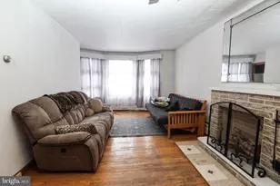 320 W New York St, Shenandoah, PA 17976 - Photo 4