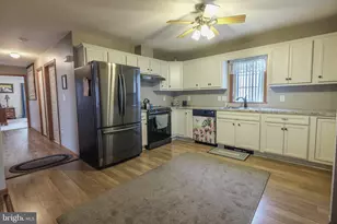 721 Union Ct, Pine Grove, PA 17963 - Photo 8