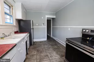 1229 Walnut St, Ashland, PA 17921 - Photo 10
