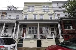 720 E Mahanoy St, Mahanoy City, PA 17948 - Photo 2