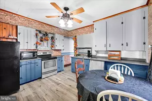 185 Virginia Ave, Shenandoah, PA 17976 - Photo 10