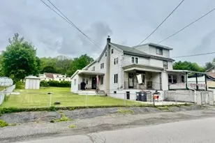 135 Lower St, Mahanoy City, PA 17948 - Photo 1