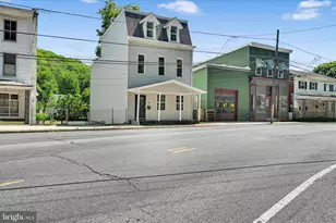 114 E Main St, Tremont, PA 17981 - Photo 6