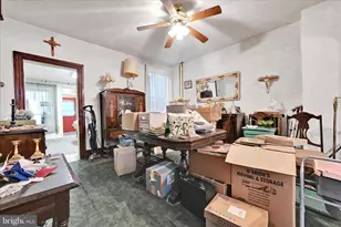 525 W Mahanoy St, Mahanoy City, PA 17948 - Photo 6