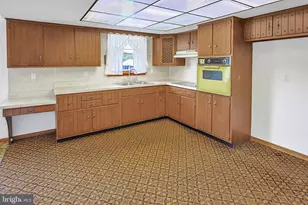 1004 Maple St, Pottsville, PA 17901 - Photo 20