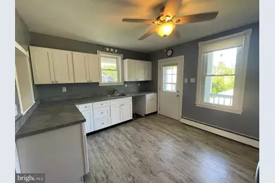 230 N Berne Street, Schuylkill Haven, PA 17972 - Photo 10