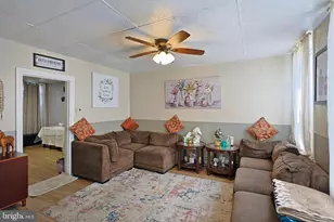 514 W Race St, Pottsville, PA 17901 - Photo 4
