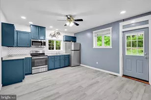 366 Valley St, New Philadelphia, PA 17959 - Photo 8