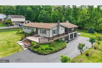 417 Mohave Drive, Auburn, PA 17922 - Photo 2